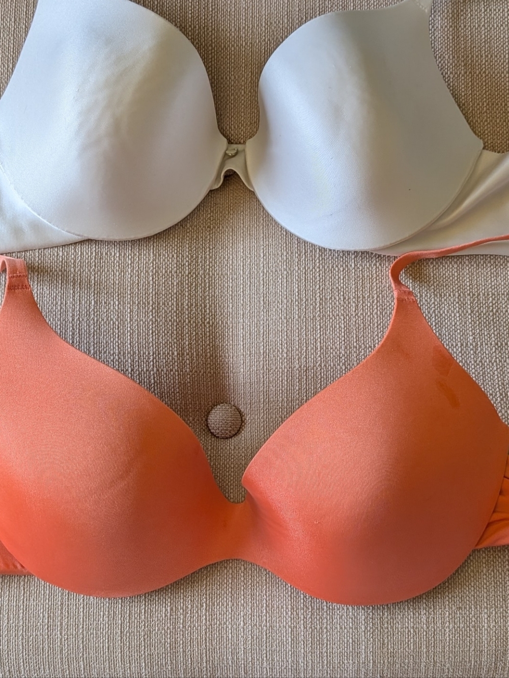 Warner's and Maidenform Smooth Molded Bras in Coral and White Size 36B